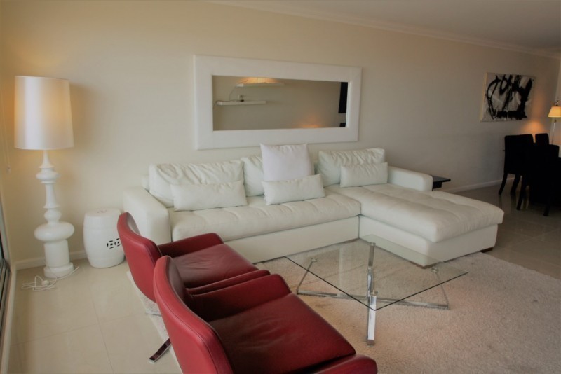 Departamento en alquiler frente a Playa Brava , Punta del Este